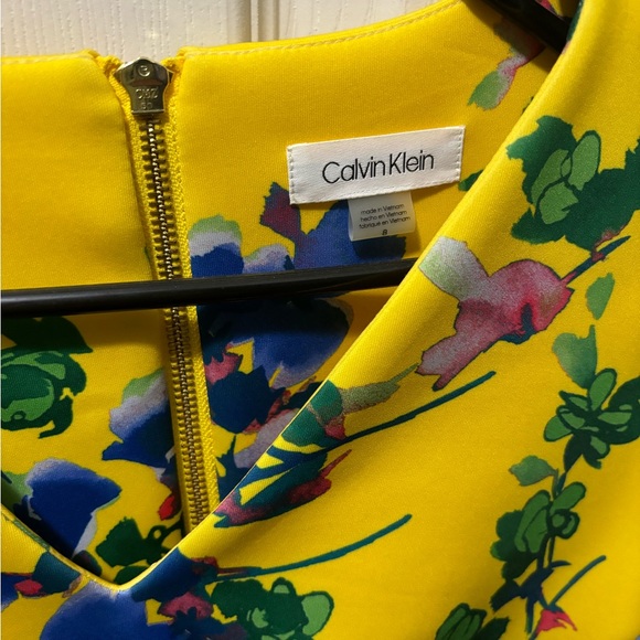 Calvin Klein Yellow floral dress - Picture 2 of 5